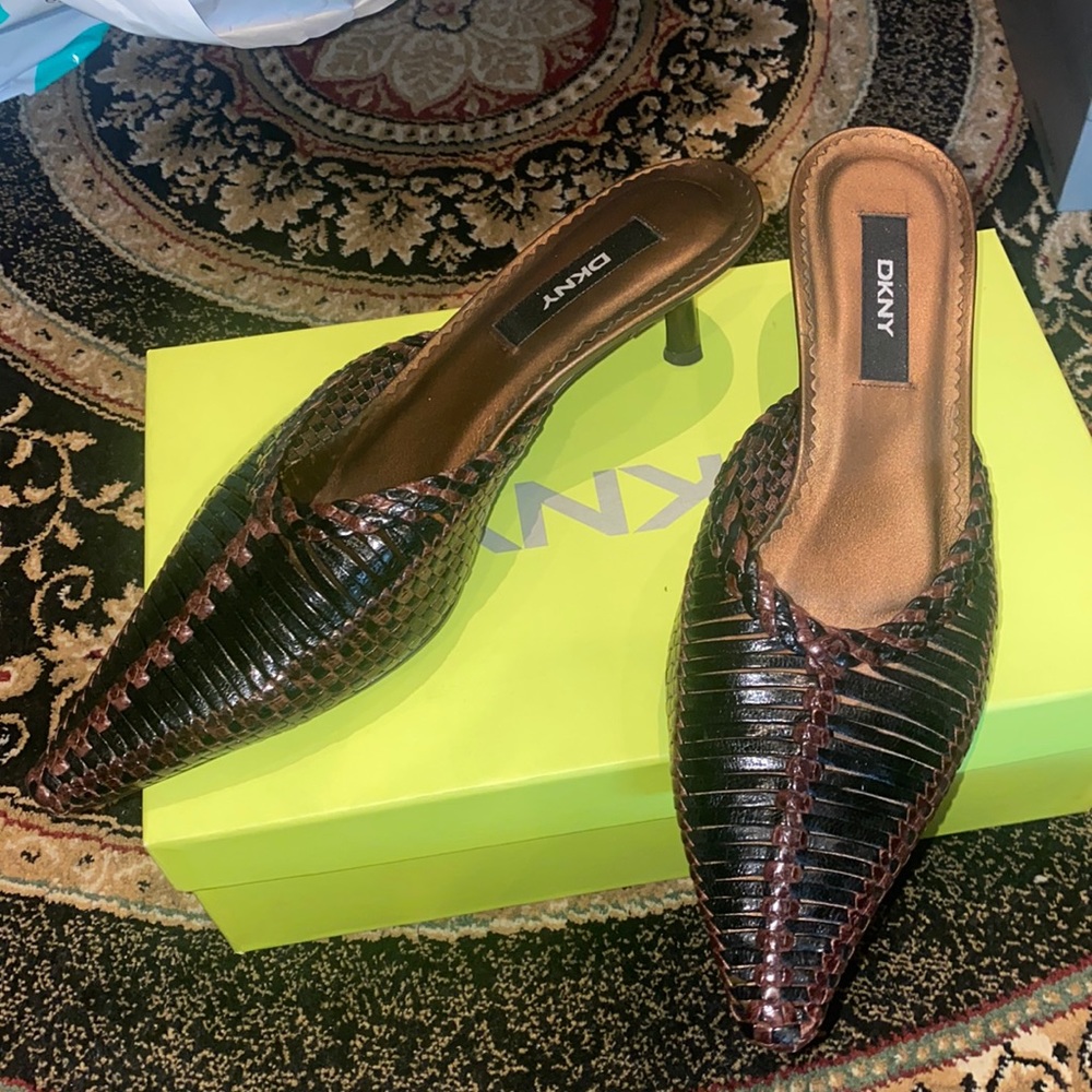 Dkny kitten heels